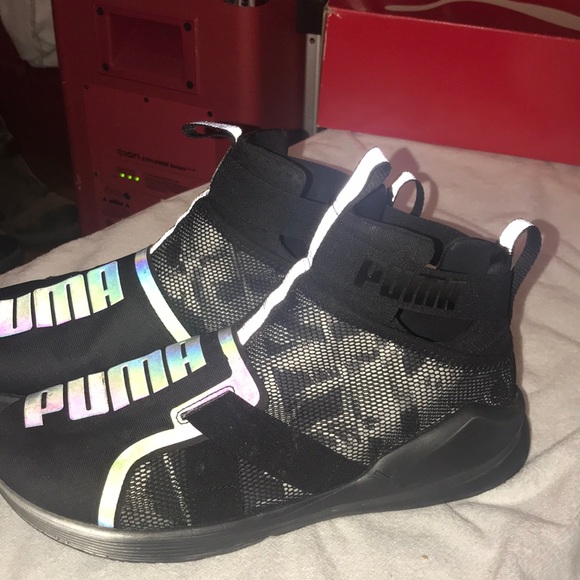 Pumas - Picture 2 of 3